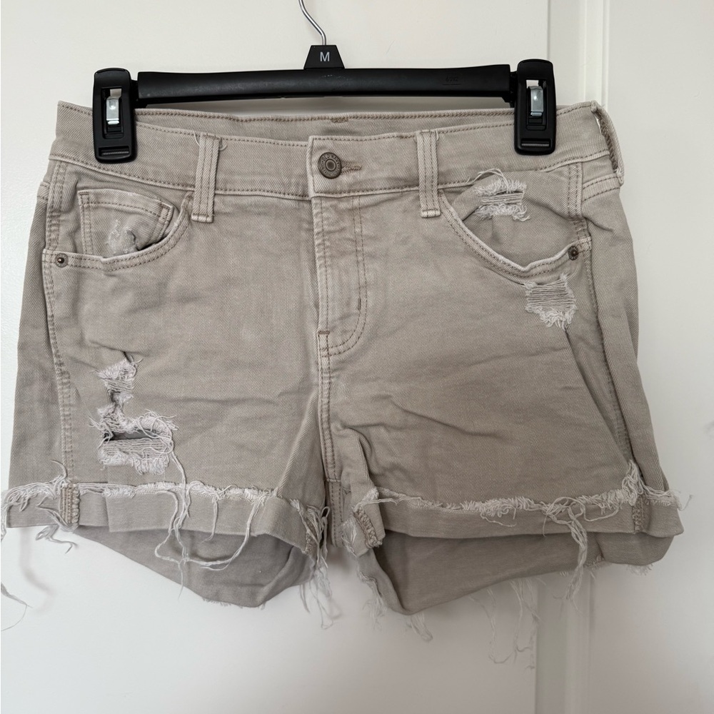 Old Navy Distressed Boyfriend Jean Shorts